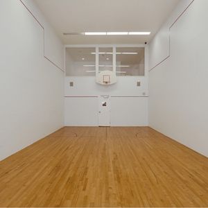 Meet your Posher, Jose